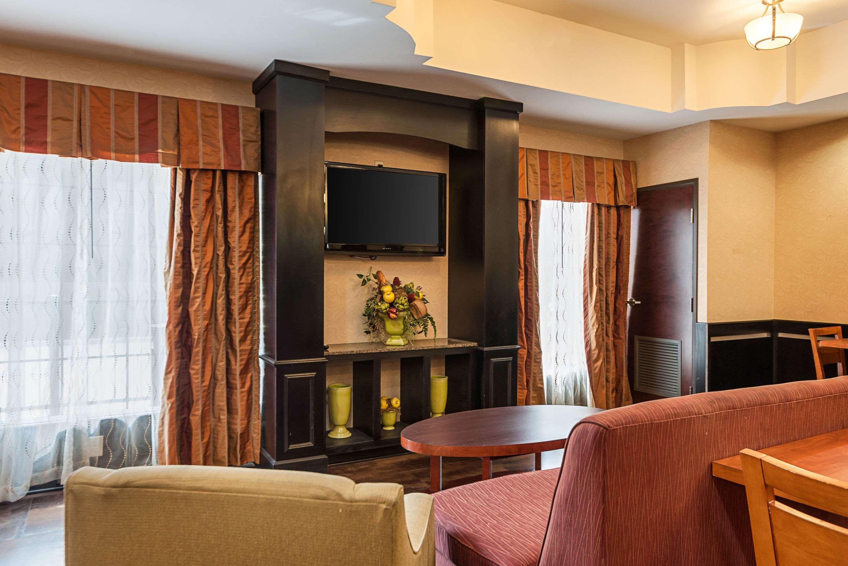 Comfort Suites Sulphur-Lake Charles Экстерьер фото